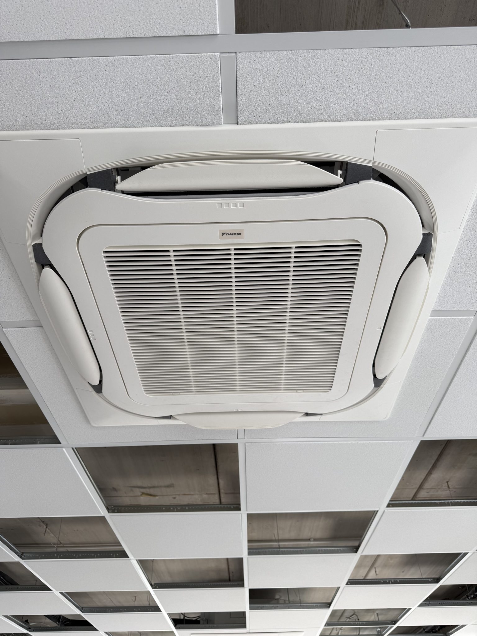 Daikin VRV Office Air Conditioning Installation – Gloucester